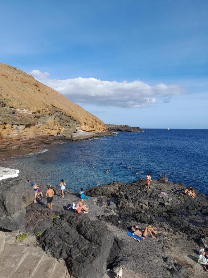 Playa Montana Amarlla,pools,wifi Apartment Costa Del Silencio